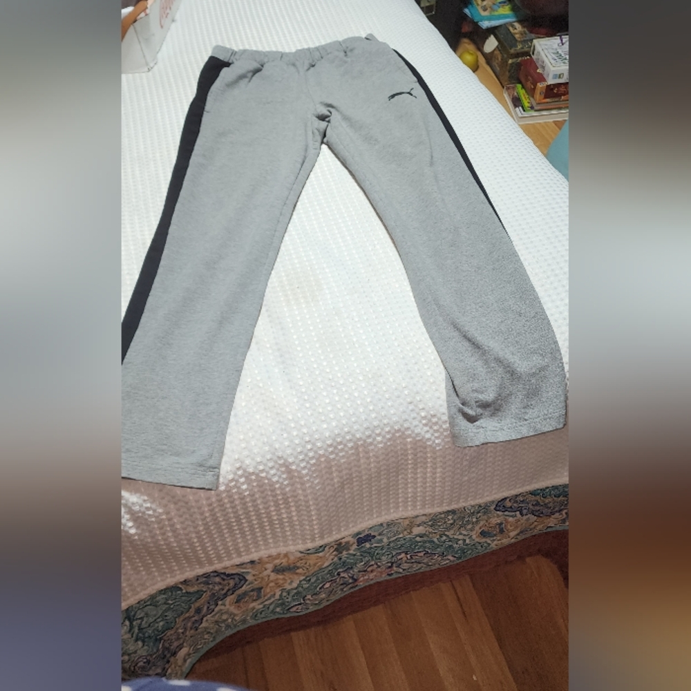 PUMA EUC MENS SIZE MEDIUM STRETCHLITE TRAINING ACTIVE SWEATPANTS JOGGERS